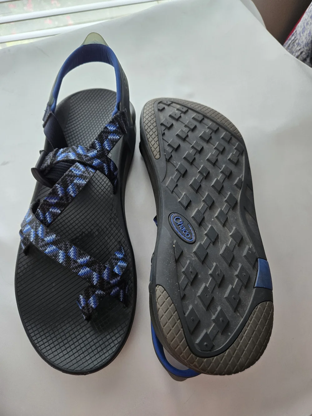 Chaco Z/Cloud Sport Sandals Men Size 14 Chaco Men's Navy Patterned Strap Sandals